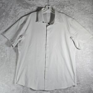 Lululemon Airing Easy Short Sleeve Button Up Shirt Mens Size XL Light Grey